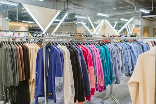 工廠特賣開倉大促 羊絨大衣、羽絨服、毛衣等針紡織品一應俱全